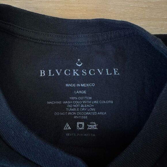 Black Scale Arch Rose S/S Black Shirt Size Large 100% Cotton Blvck Scvle Gothic - Picture 3 of 4